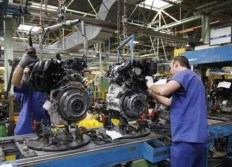 operai-fabbrica-ape--2-